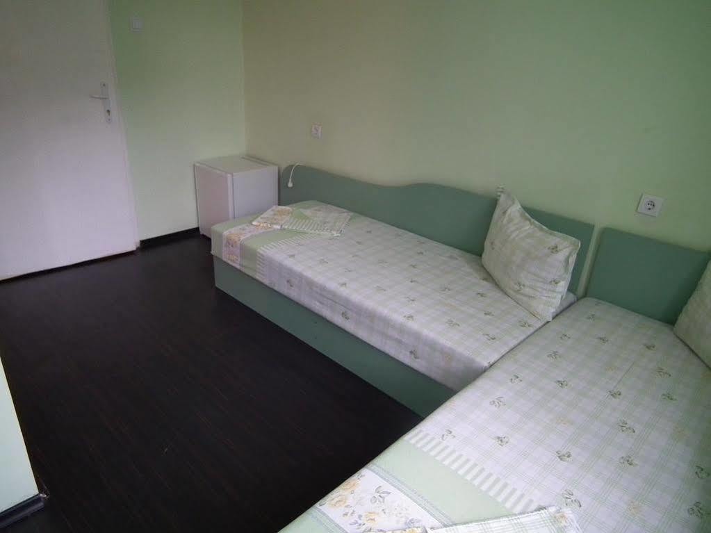 Guest House Bedrock Belogradçik Dış mekan fotoğraf