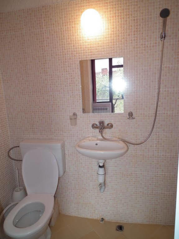 Guest House Bedrock Belogradçik Dış mekan fotoğraf